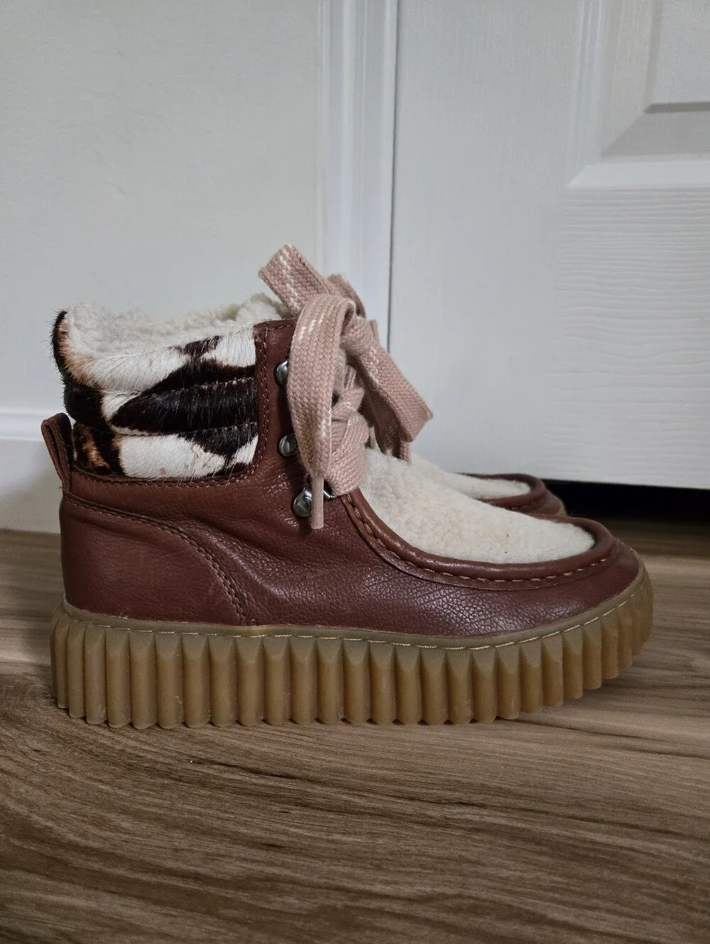 Sam Edelman Women's Fay Sherpa Cold Weather Booties